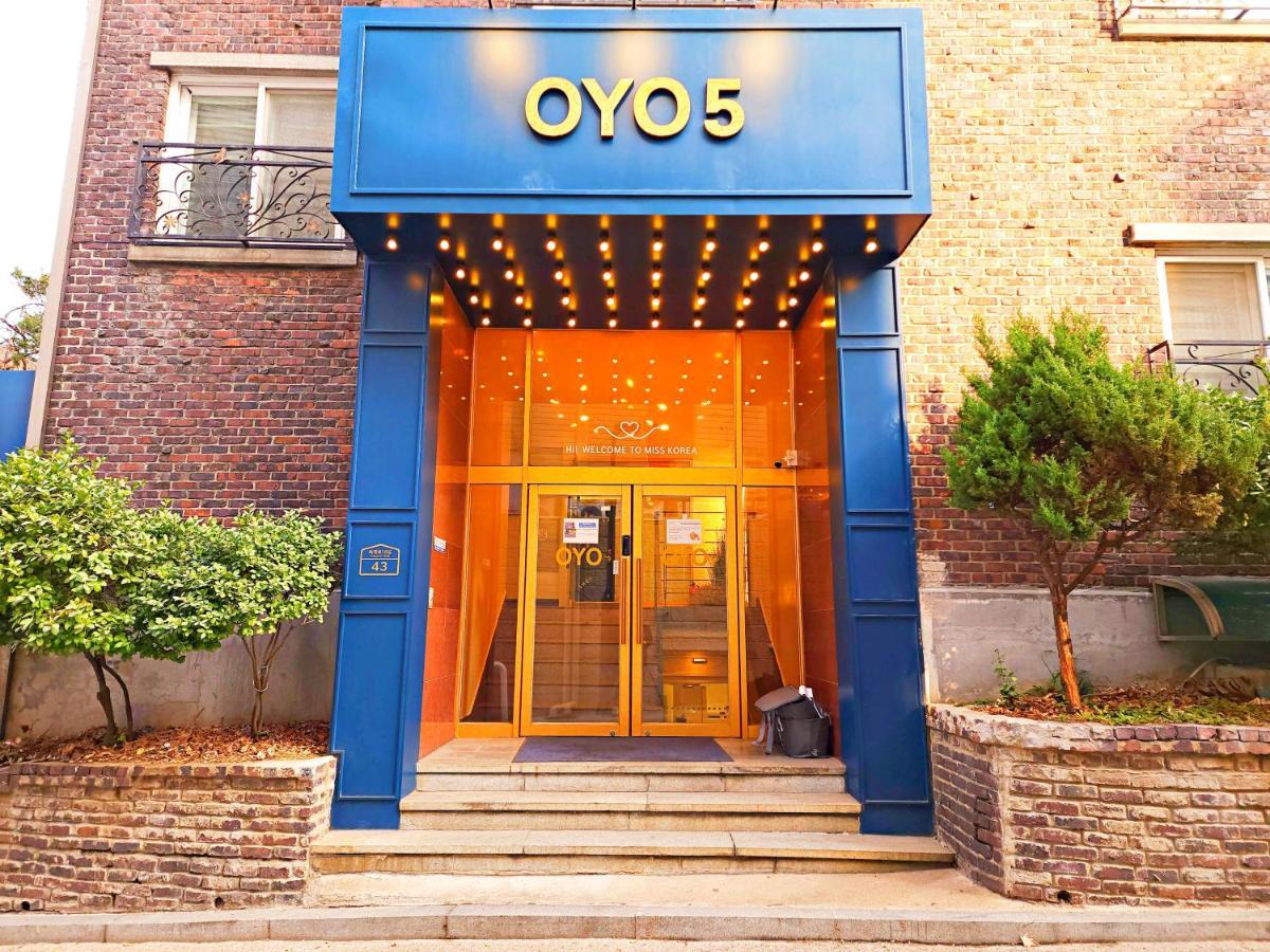 Oyo Hostel Myeongdong 5 Сеул Екстериор снимка