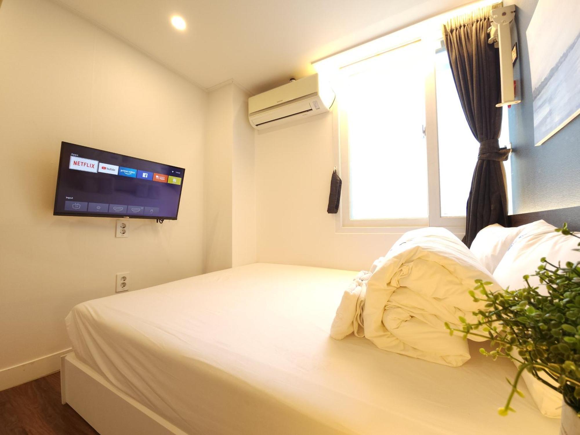 Oyo Hostel Myeongdong 5 Сеул Екстериор снимка